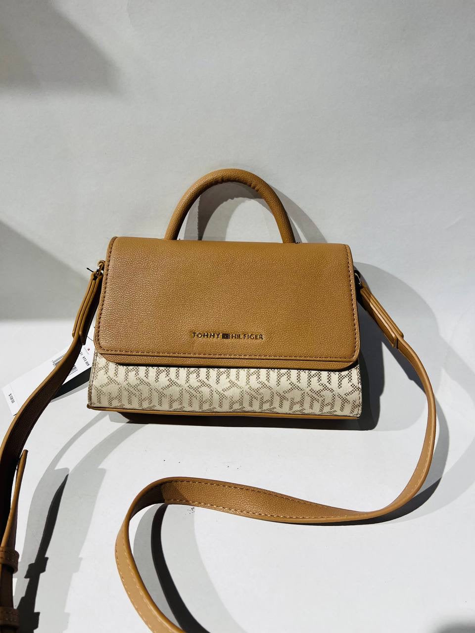 Tommy Hilfiger crossbody bag