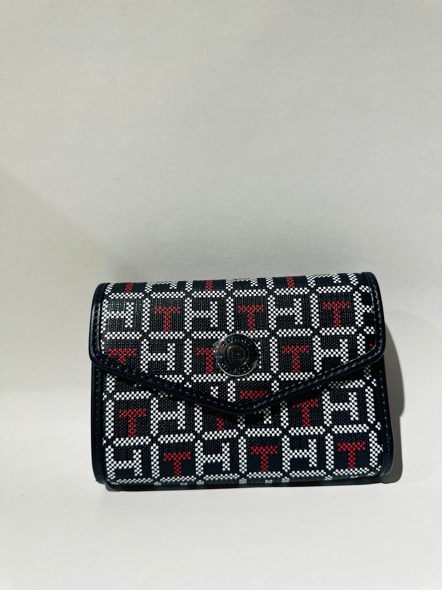 Tommy Hilfiger wallet