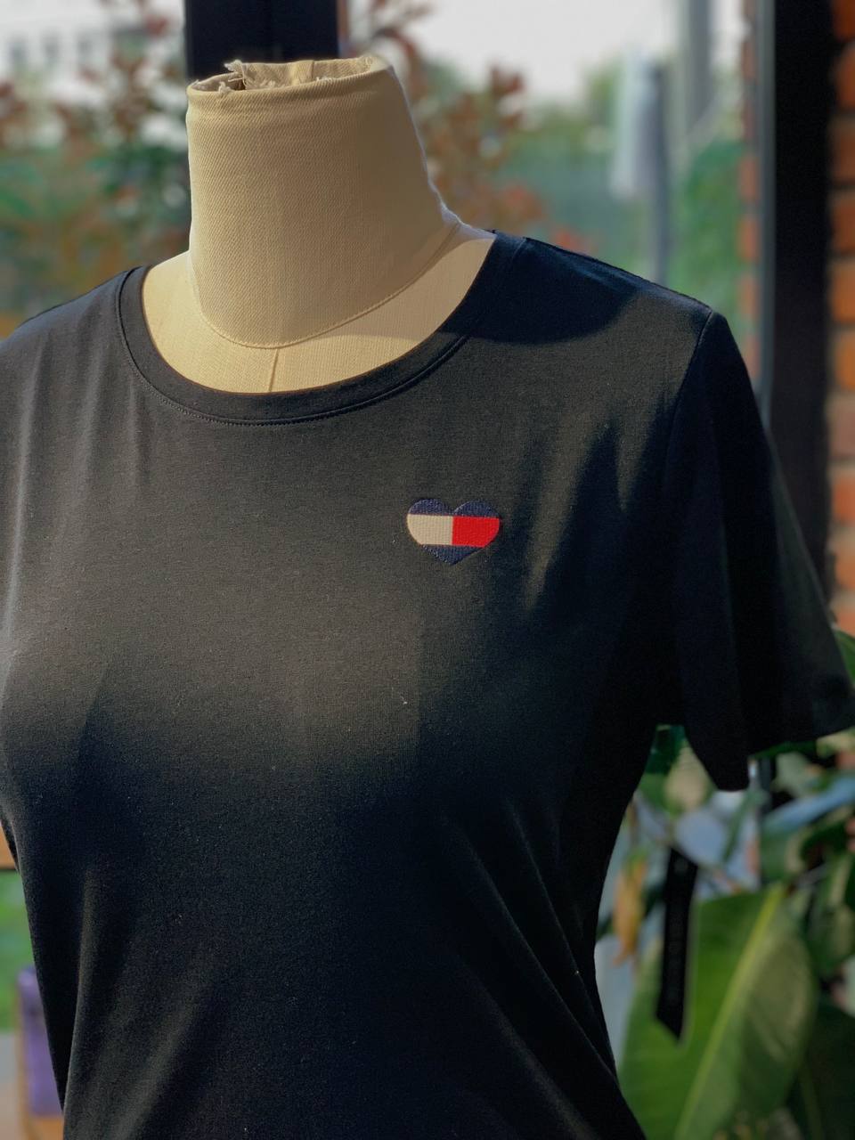 Tommy shirt