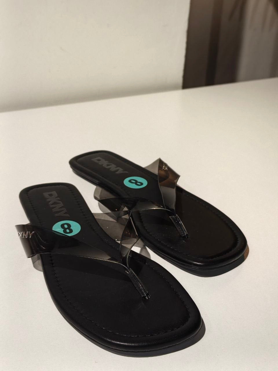 Dkny sandal size8