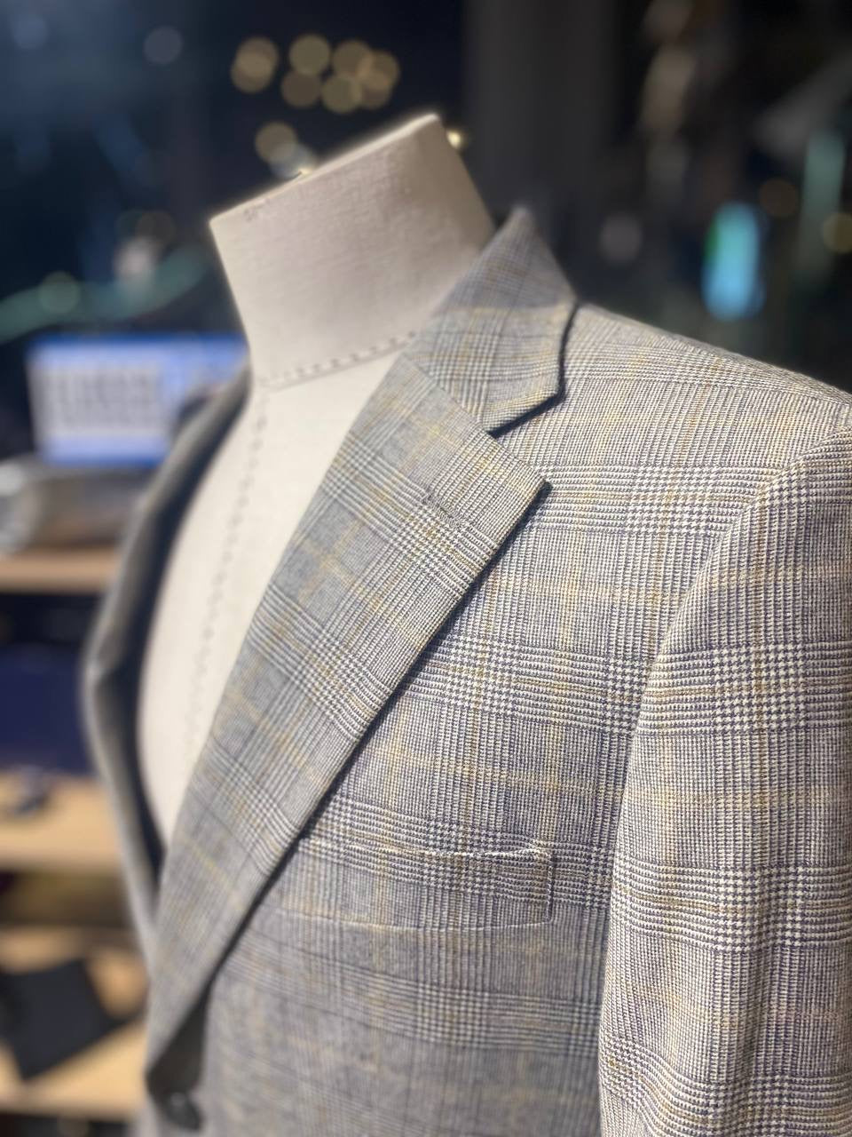 Tommy Hilfiger blazer size 38