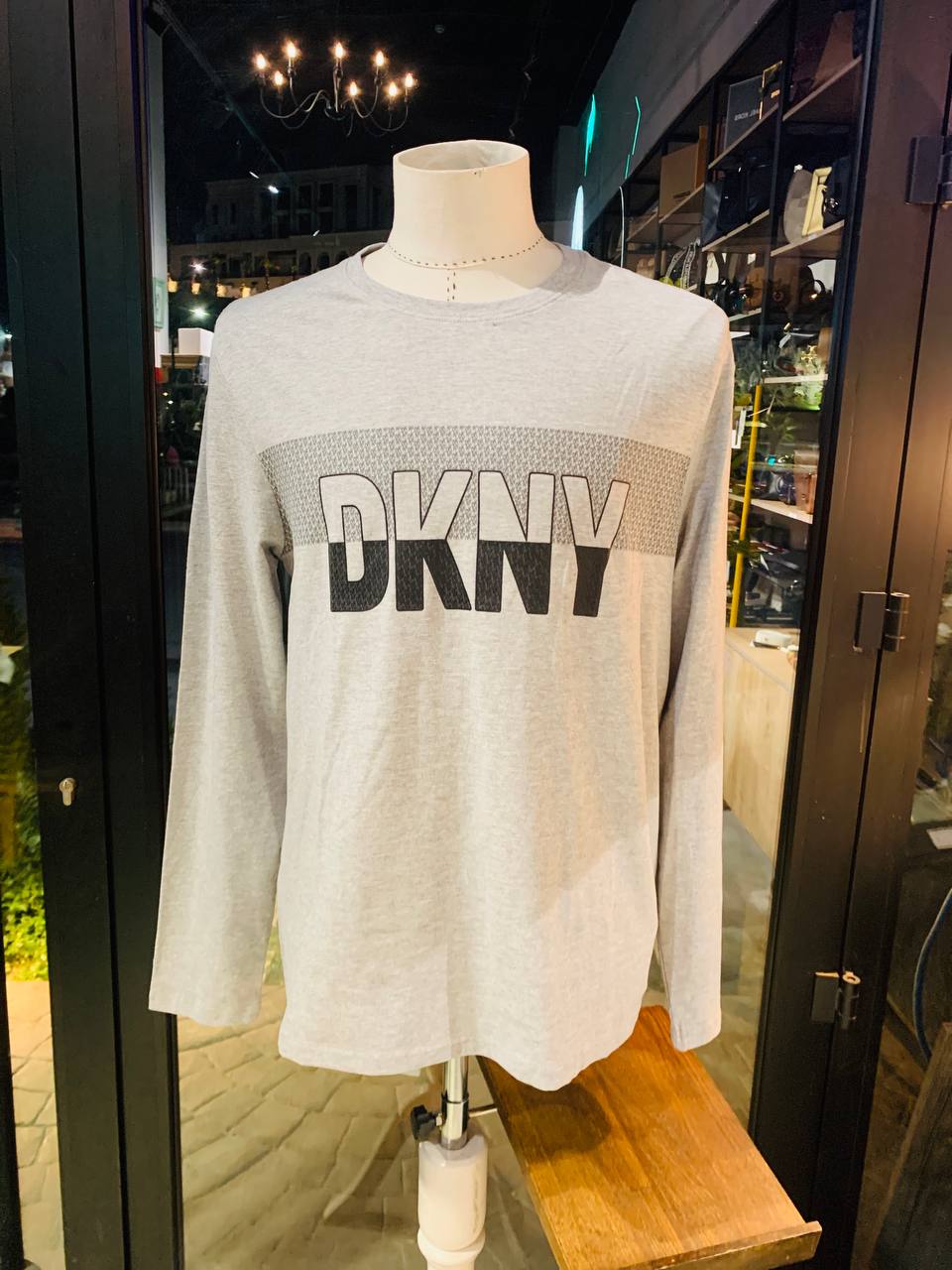 Dkny long sleeve shirt