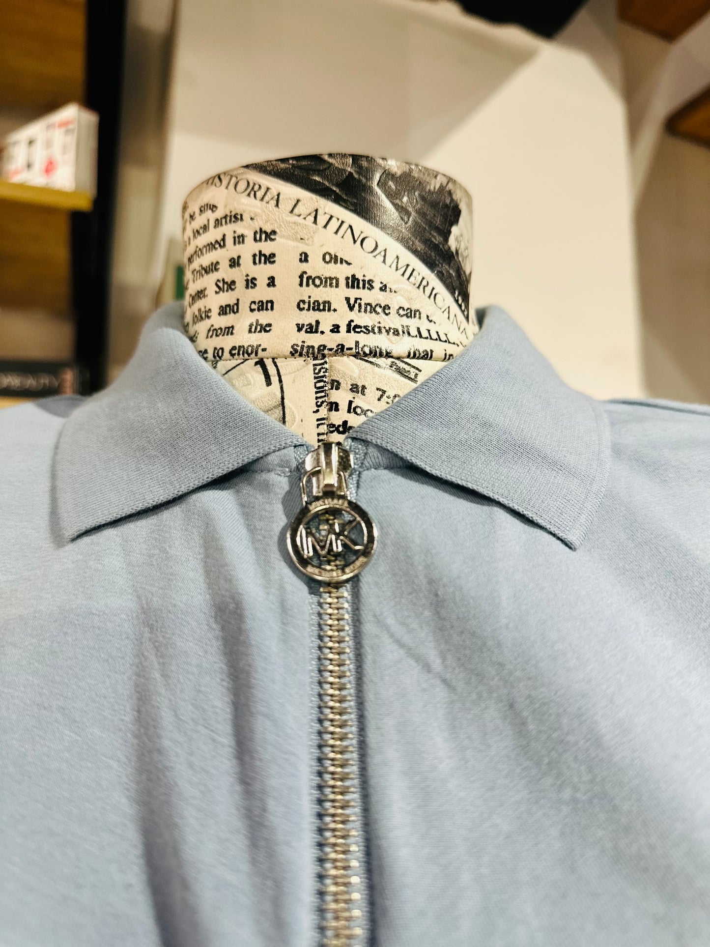 michael kors t-shirt size medium