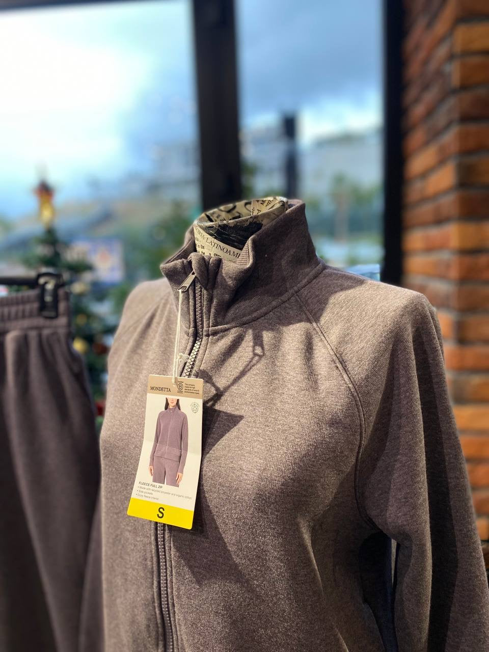 Mondetta pajama set size small