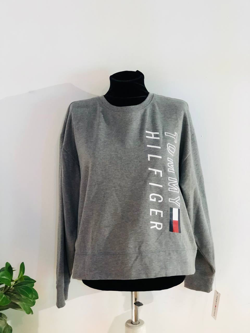 Tommy Hilfiger sweater