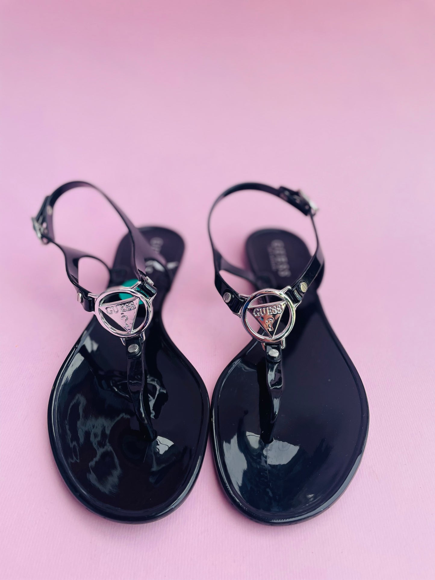 Guess sandal