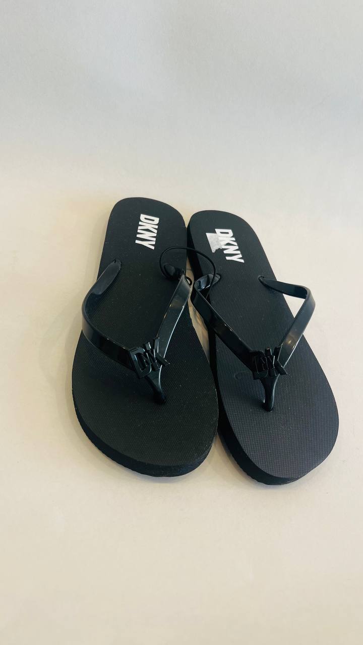 Dkny sandal size 38,5