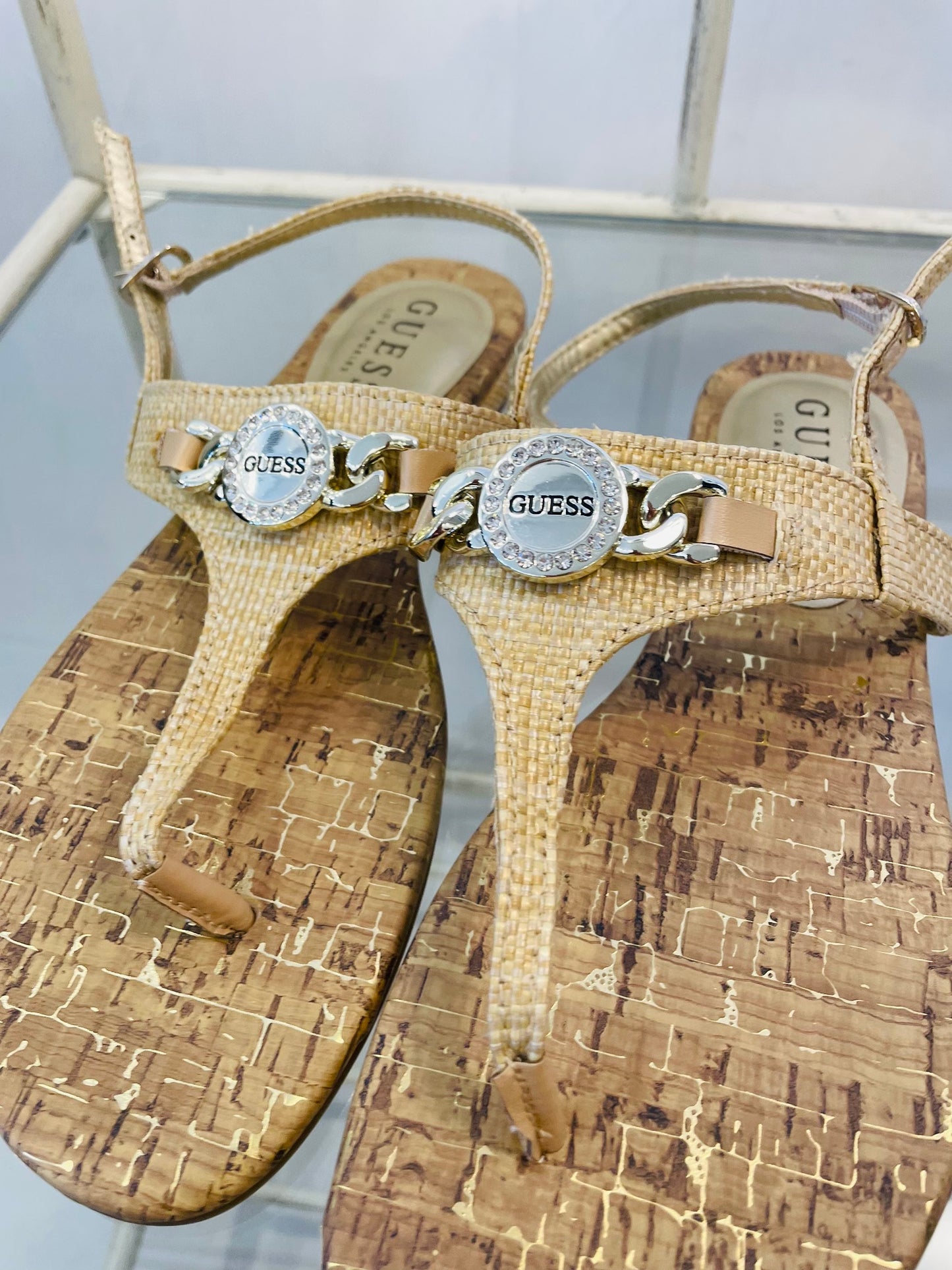Guess sandal