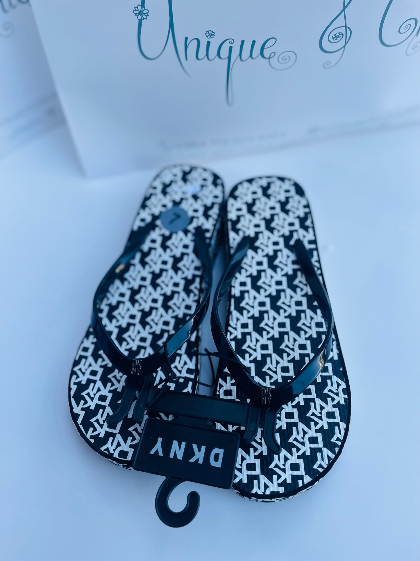 Dkny sandal