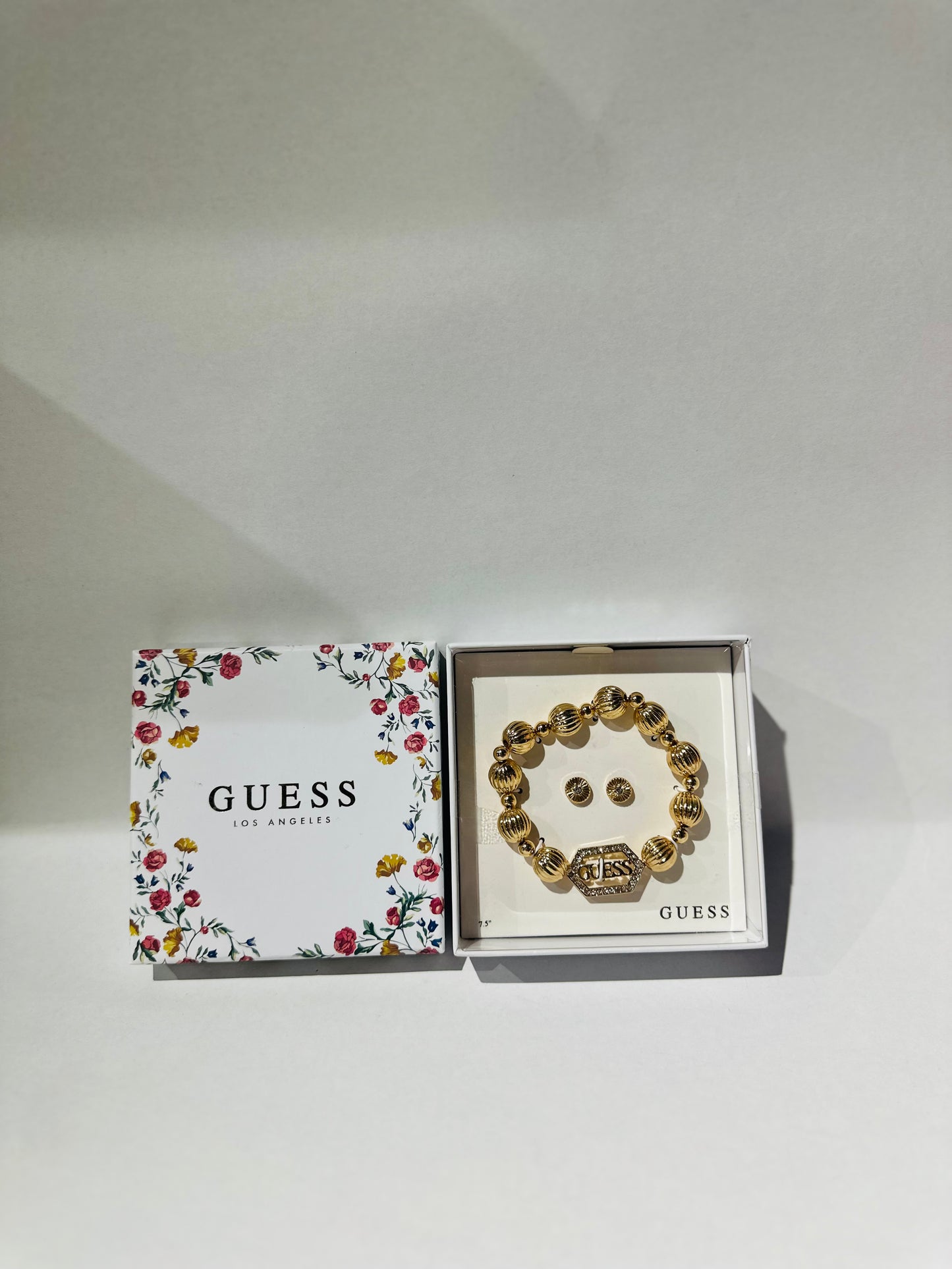 Guess set
