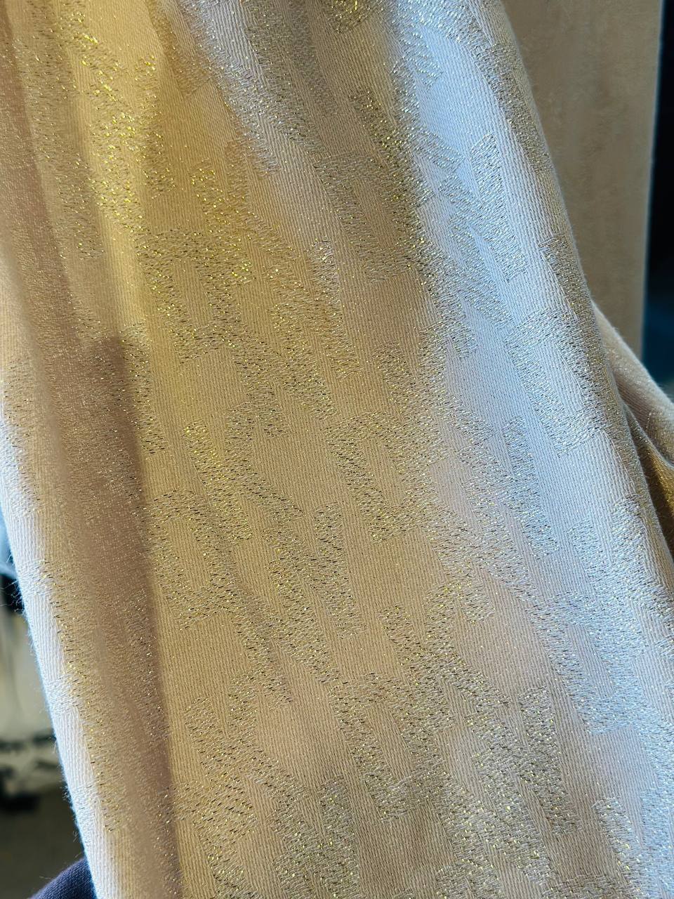 Dkny scarf