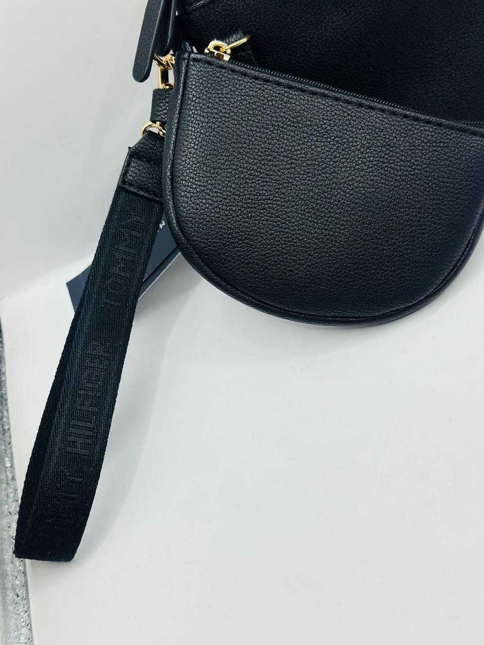 Tommy Hilfiger wallet