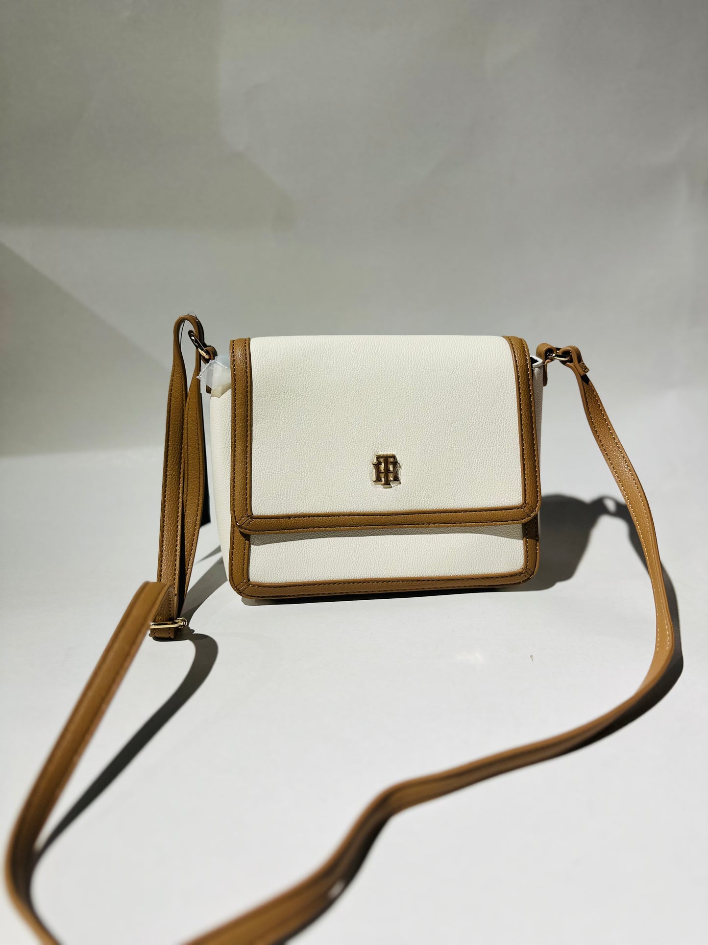 Tommy Hilfiger crossbody bag