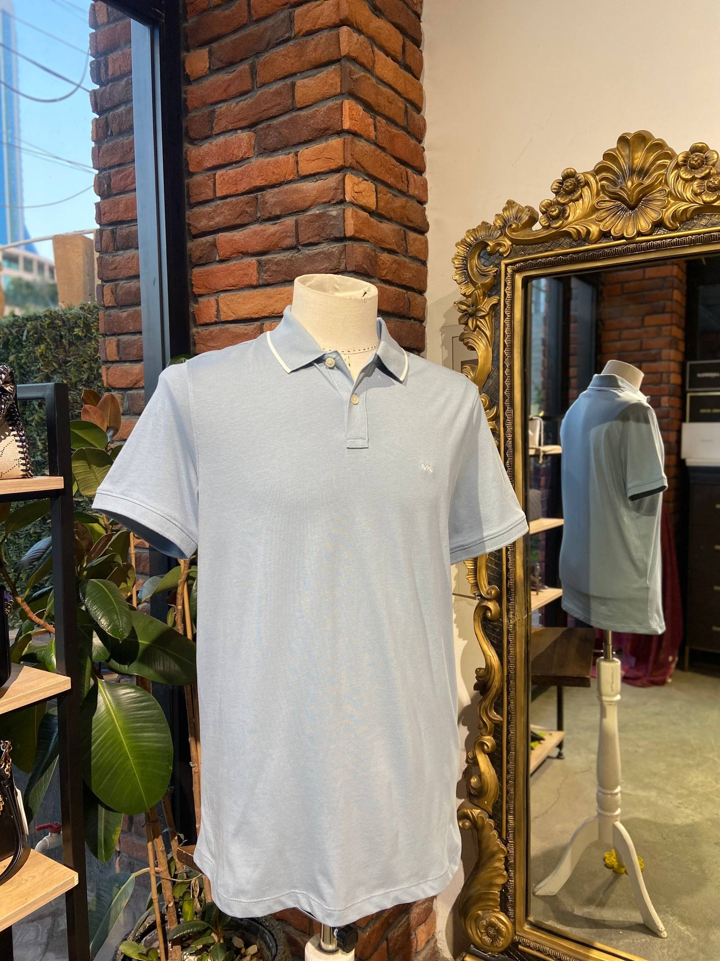 Michael kors shirt Size medium