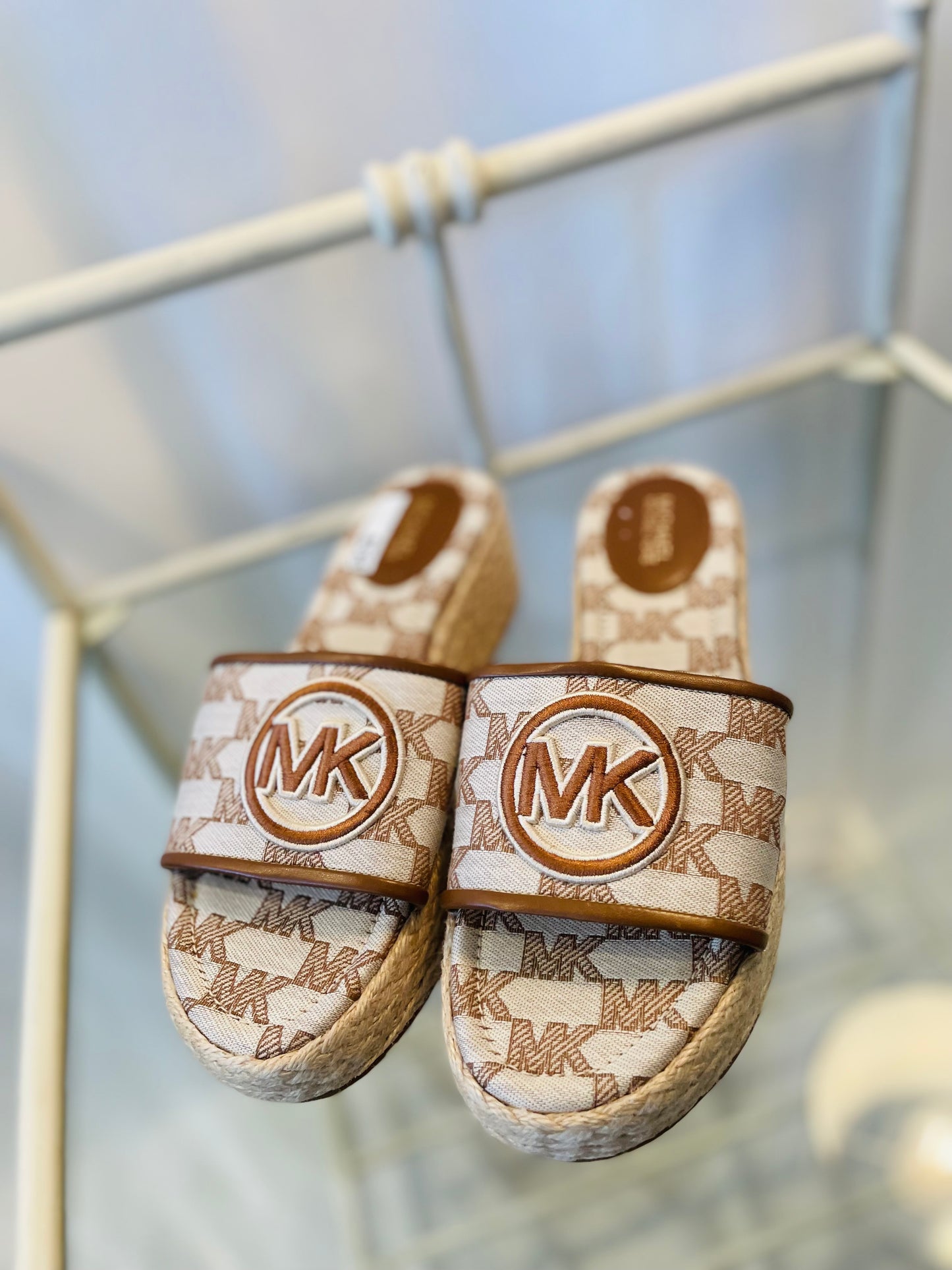 Michael kors sandal