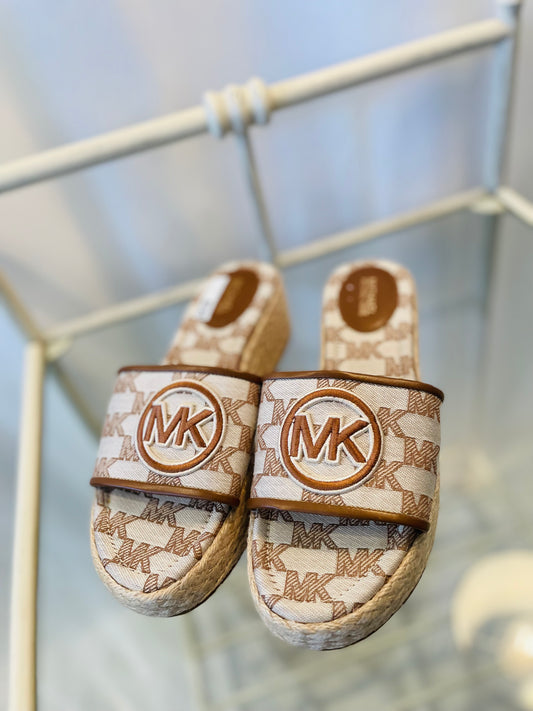 Michael kors sandal