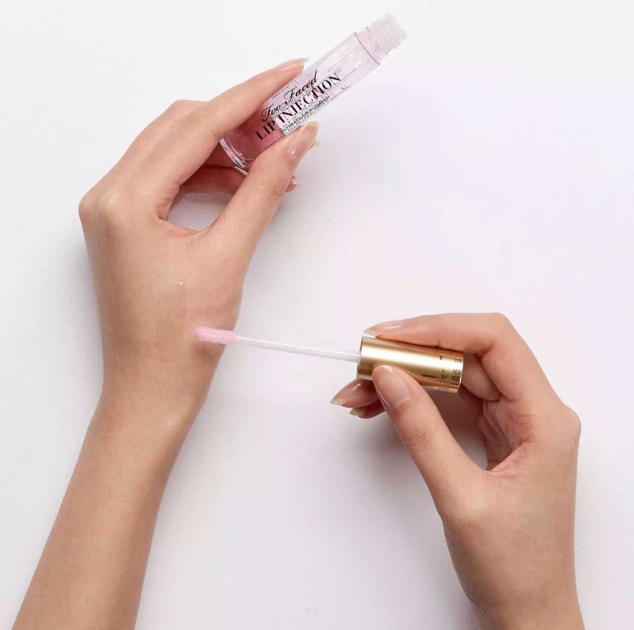 Too faced lip injection clear pink