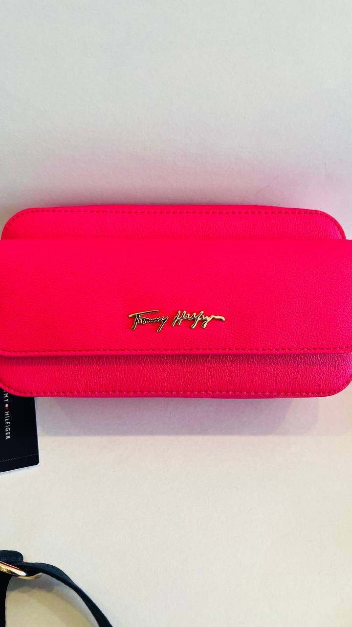Tommy Hilfiger bag pink
