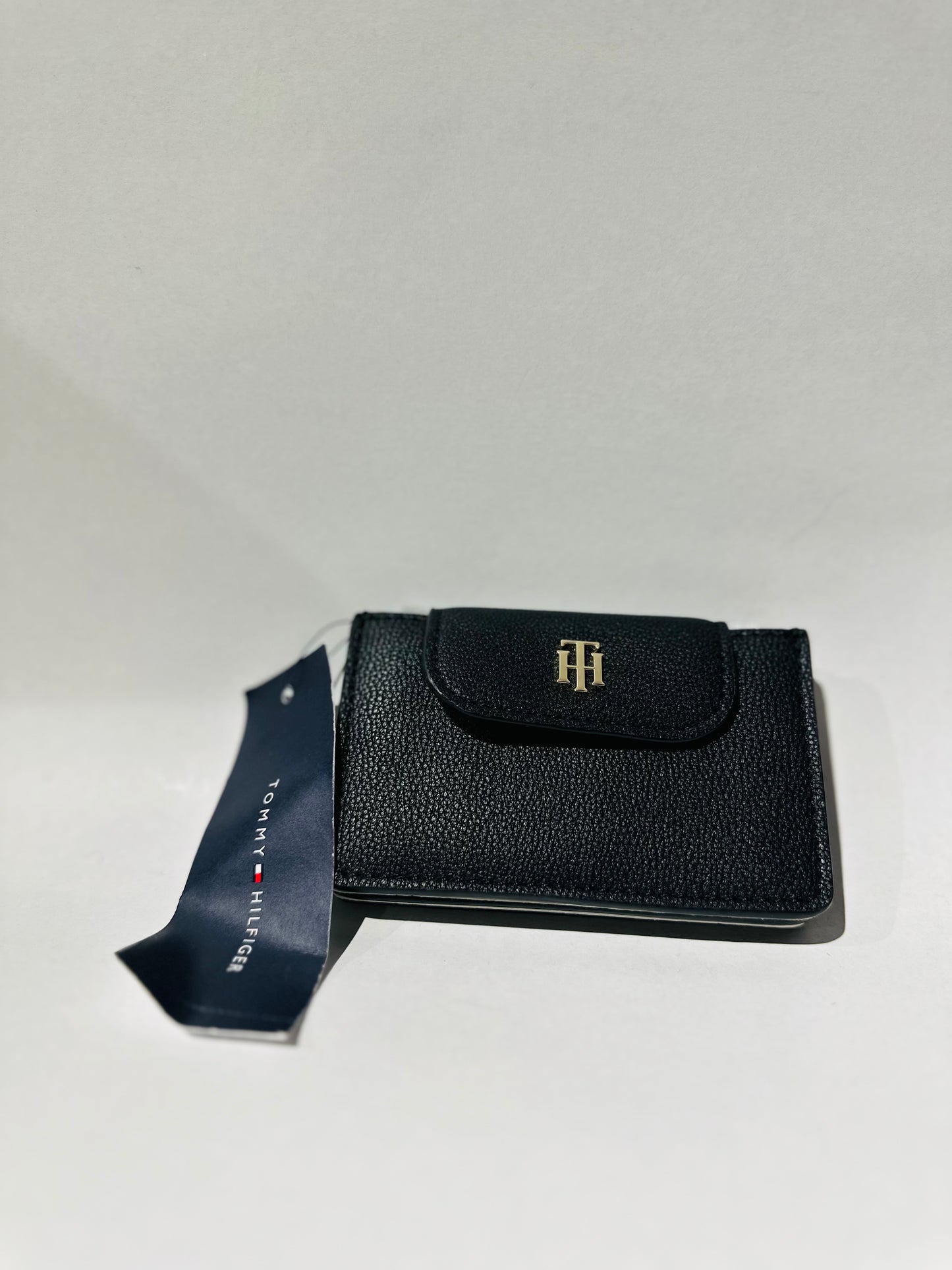 Tommy Hilfiger wallet
