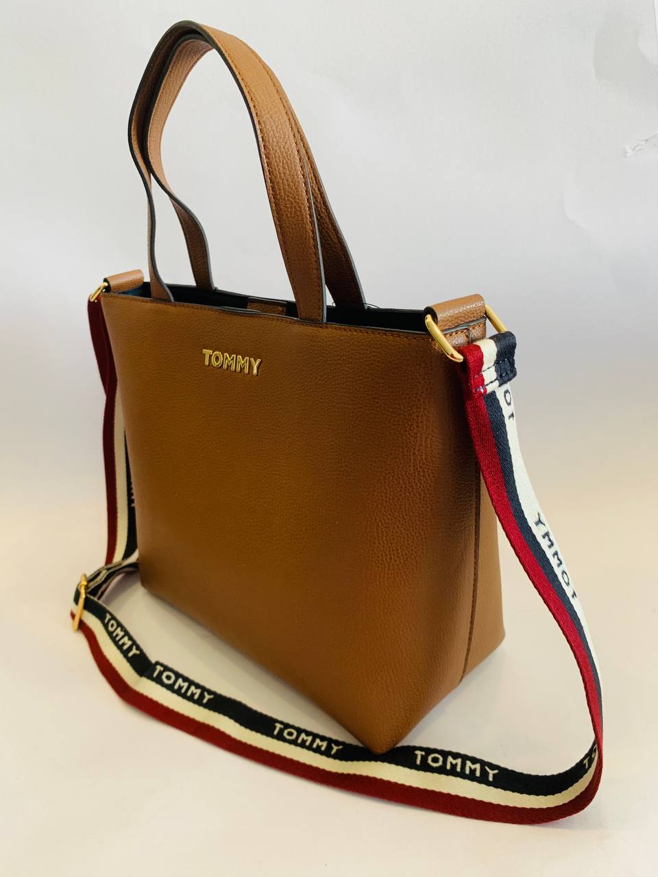 Tommy Hilfiger bag