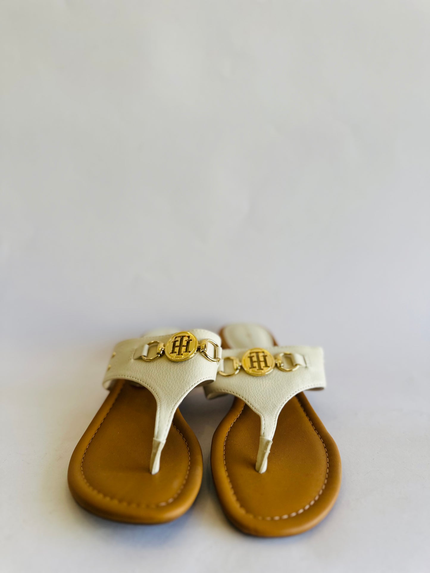 Tommy Hilfiger sandal size 38.5