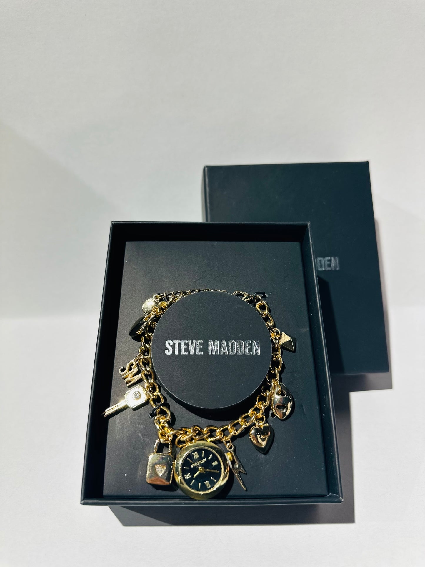 Steve Madden bracelet