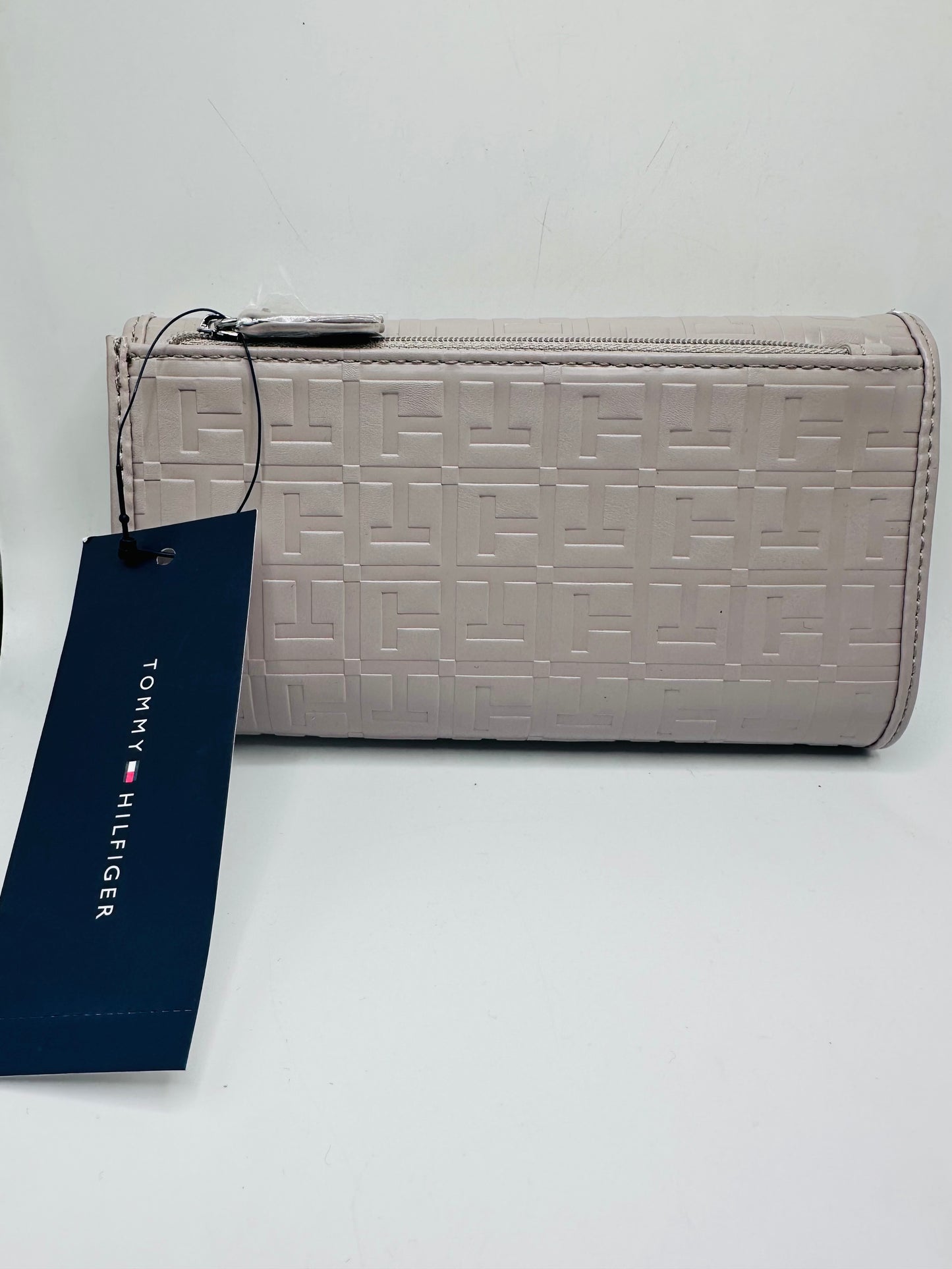 Tommy Hilfiger wallet