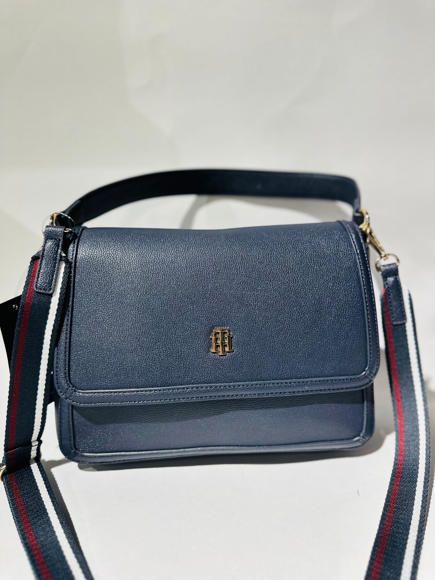 Tommy Hilfiger bag