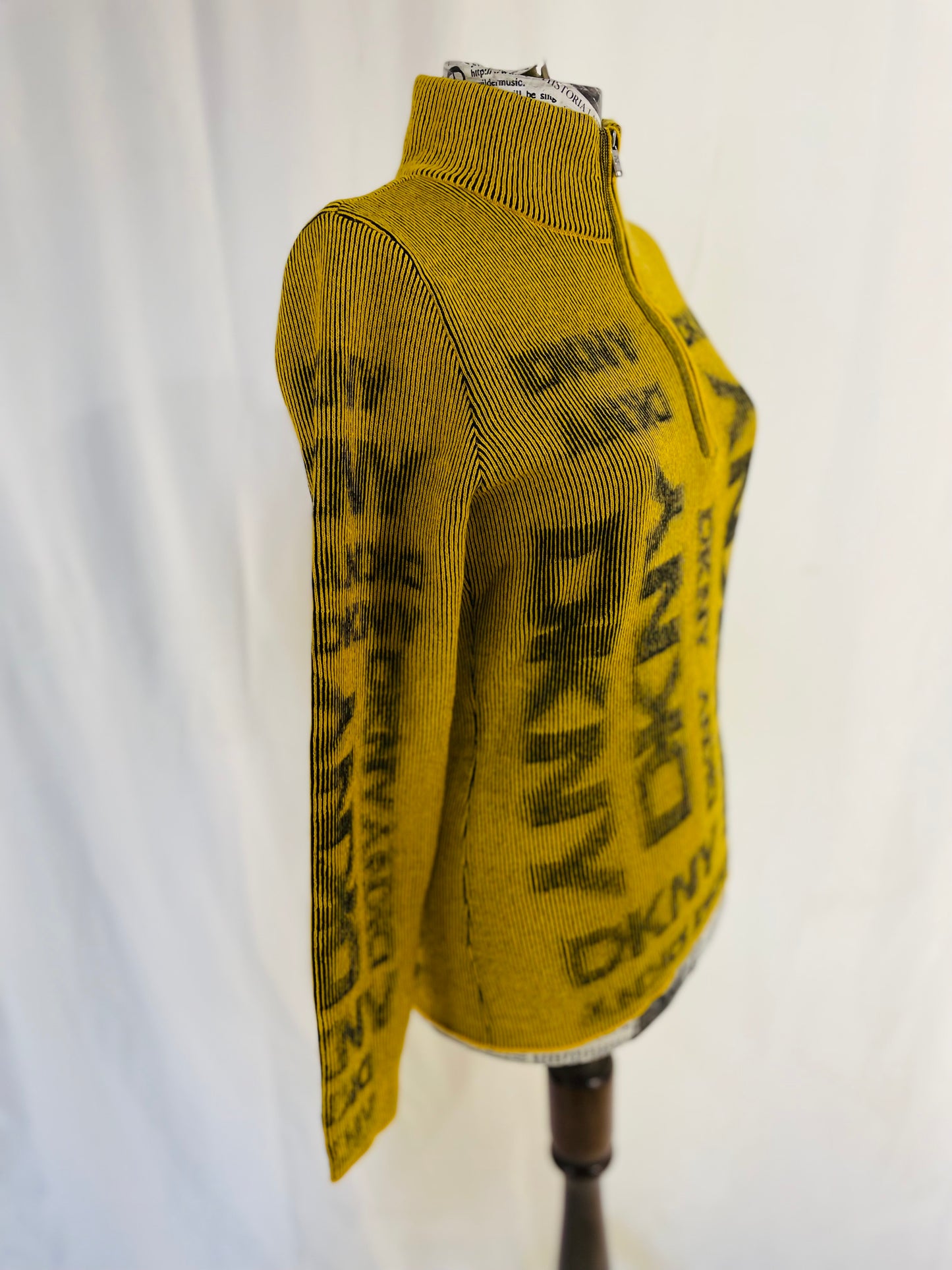 Dkny sweater