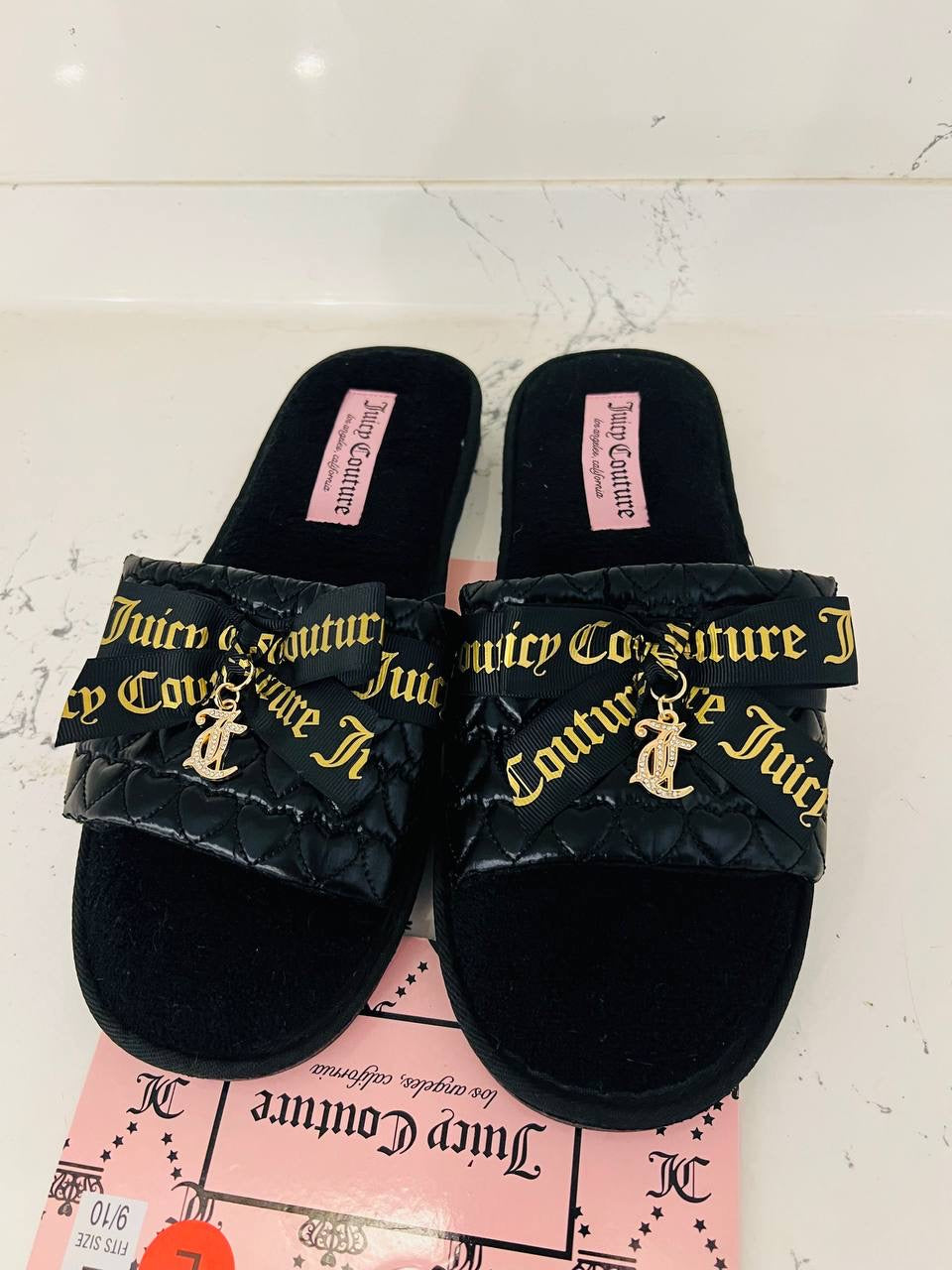 Juicy couture sandal size large 9/10