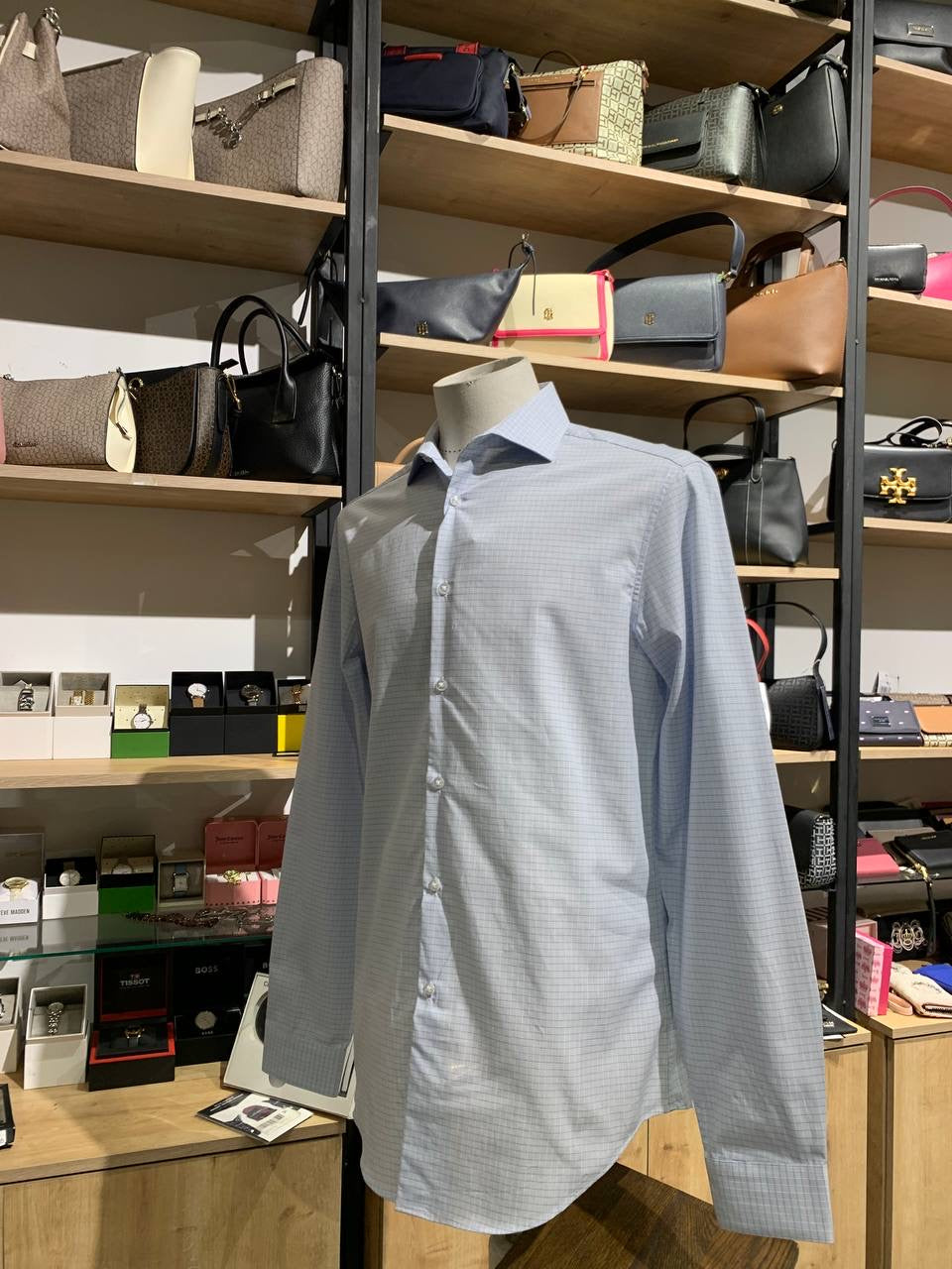 Kalvin Klein shirt size medium (34-35)