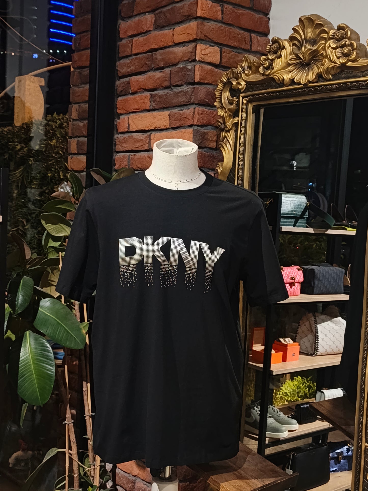 Dkny shirt size large