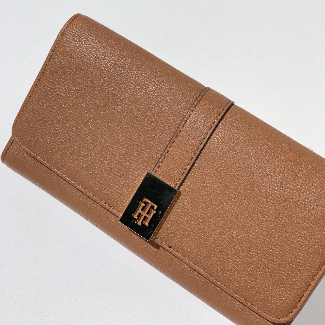 Tommy Hilfiger wallet