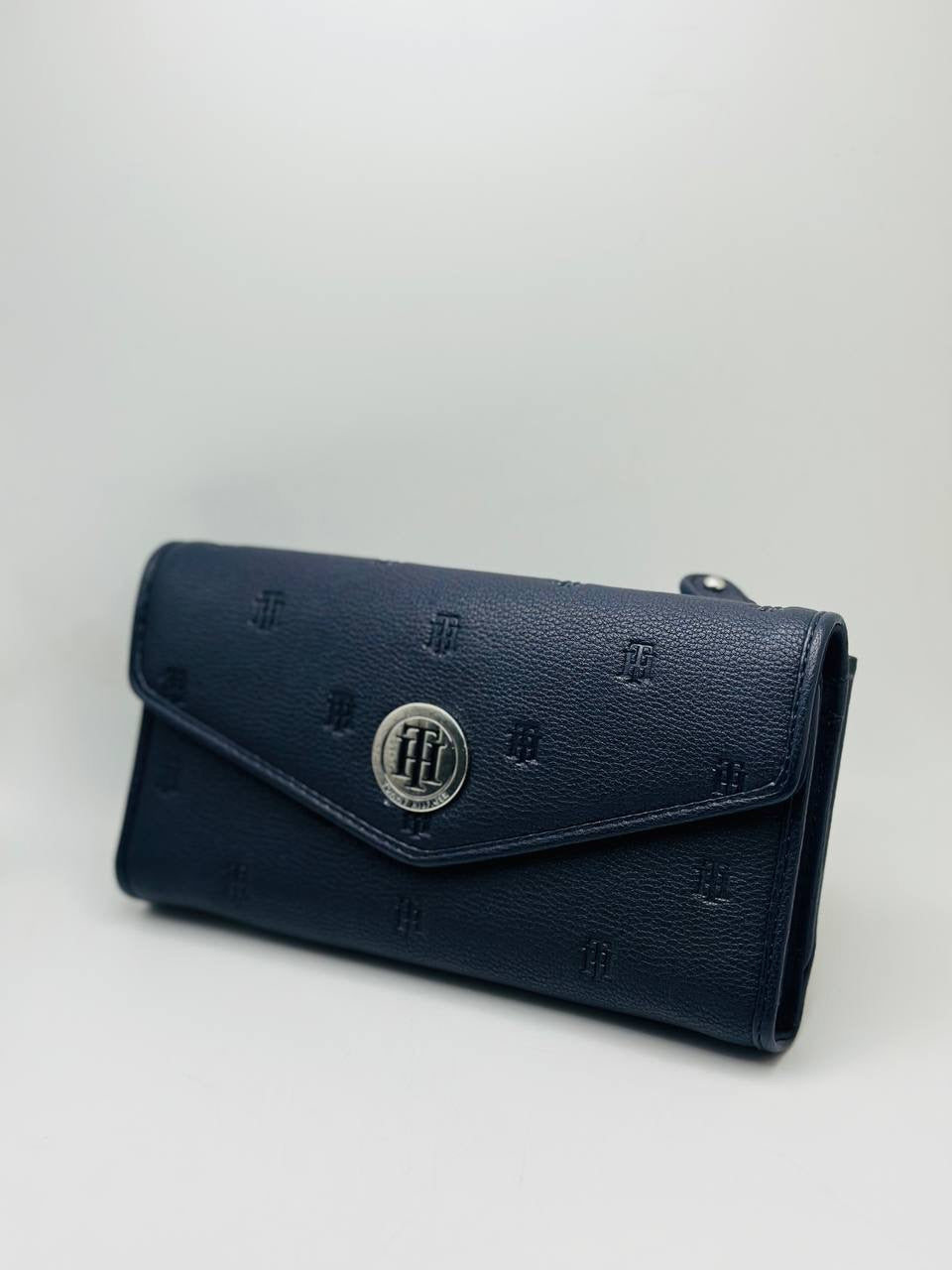 Tommy Hilfiger wallet