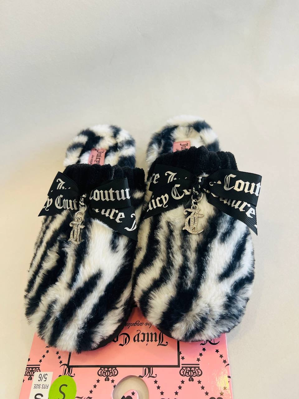 juicy couture sandal size small