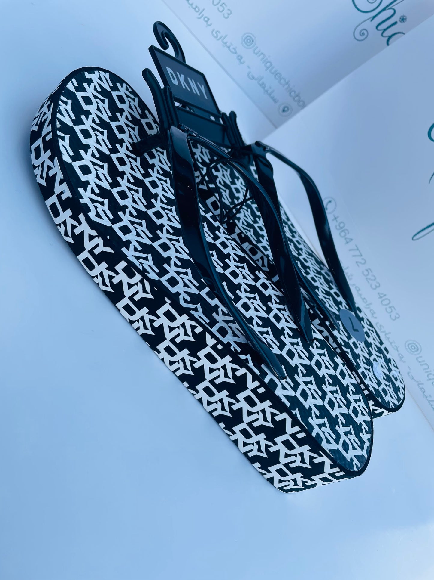 Dkny sandal