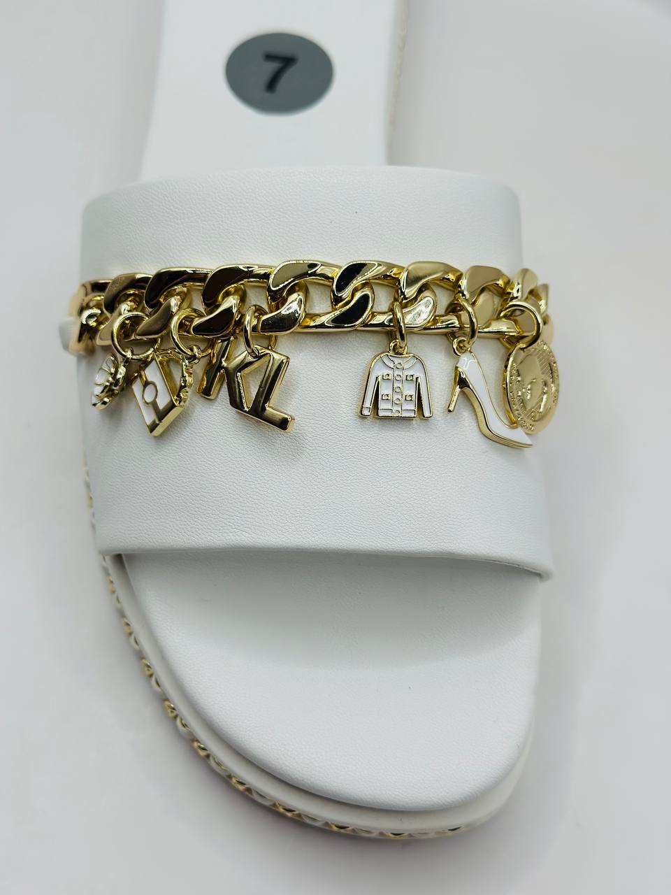 Karl Lagerfeld sandal size 37.5