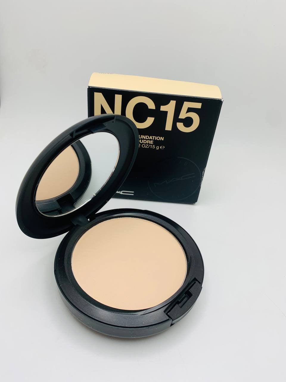 Mac powder plus foundation nc15