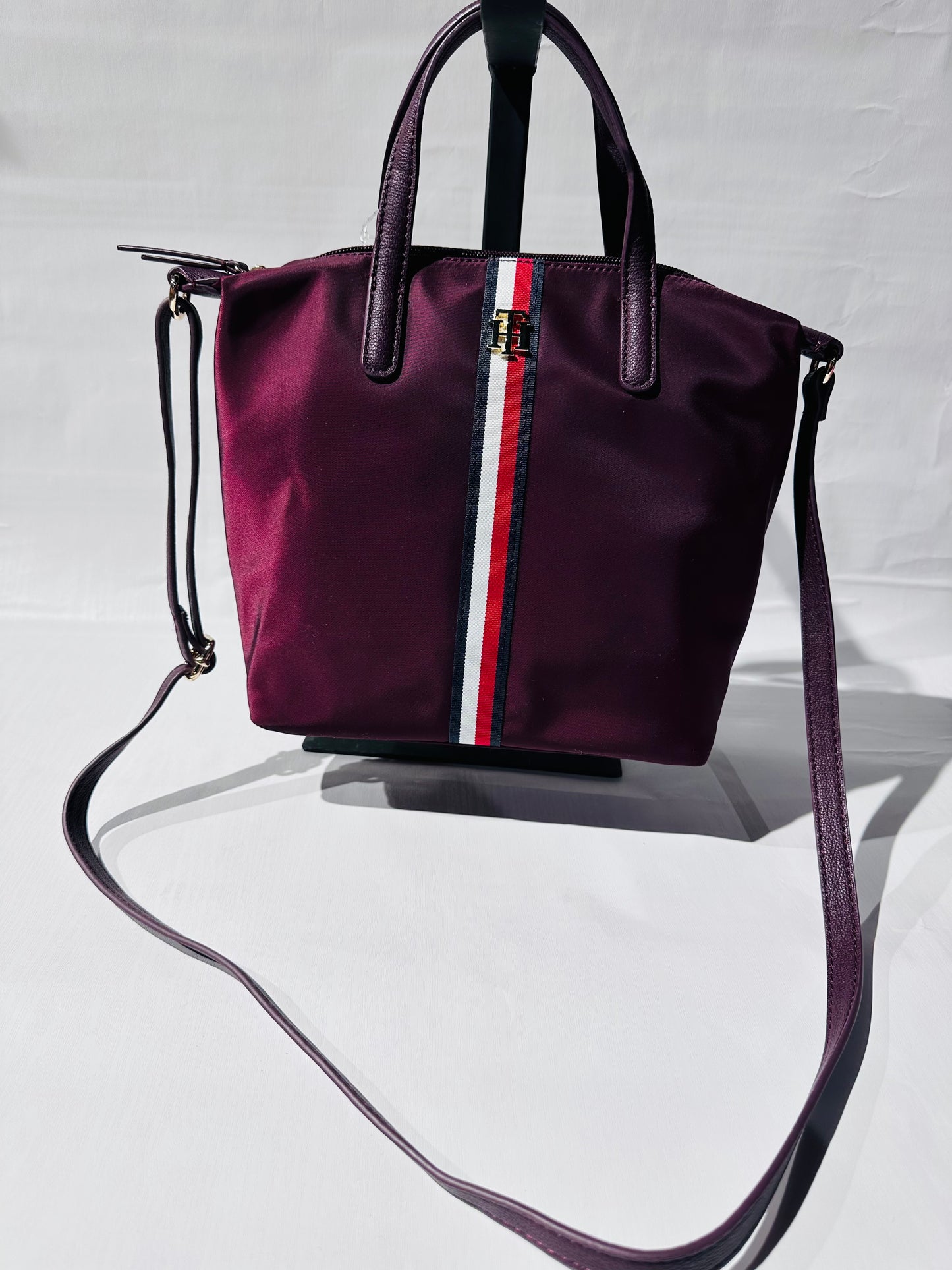 Tommy Hilfiger bag