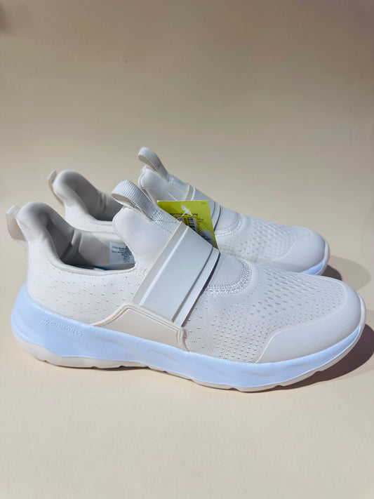 All in Motion sneaker size 6