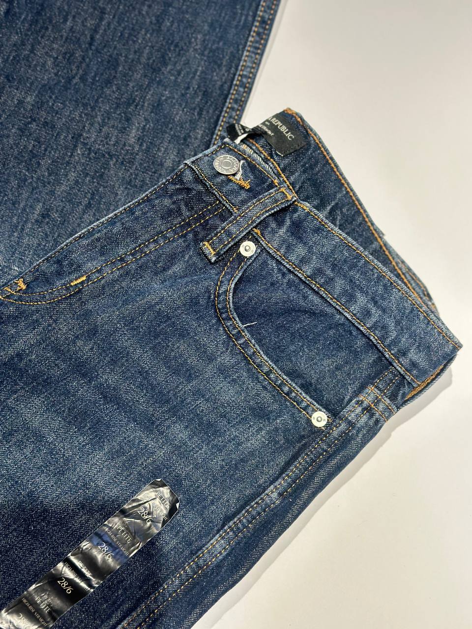Banana Republic Jeans size 28