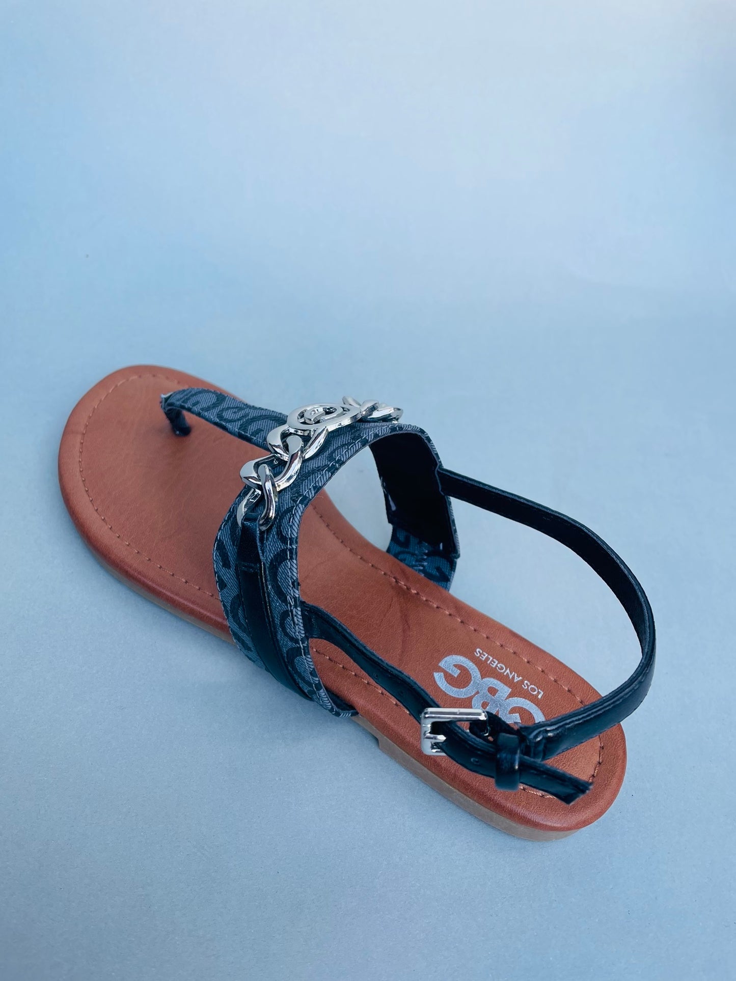 Guess sandal