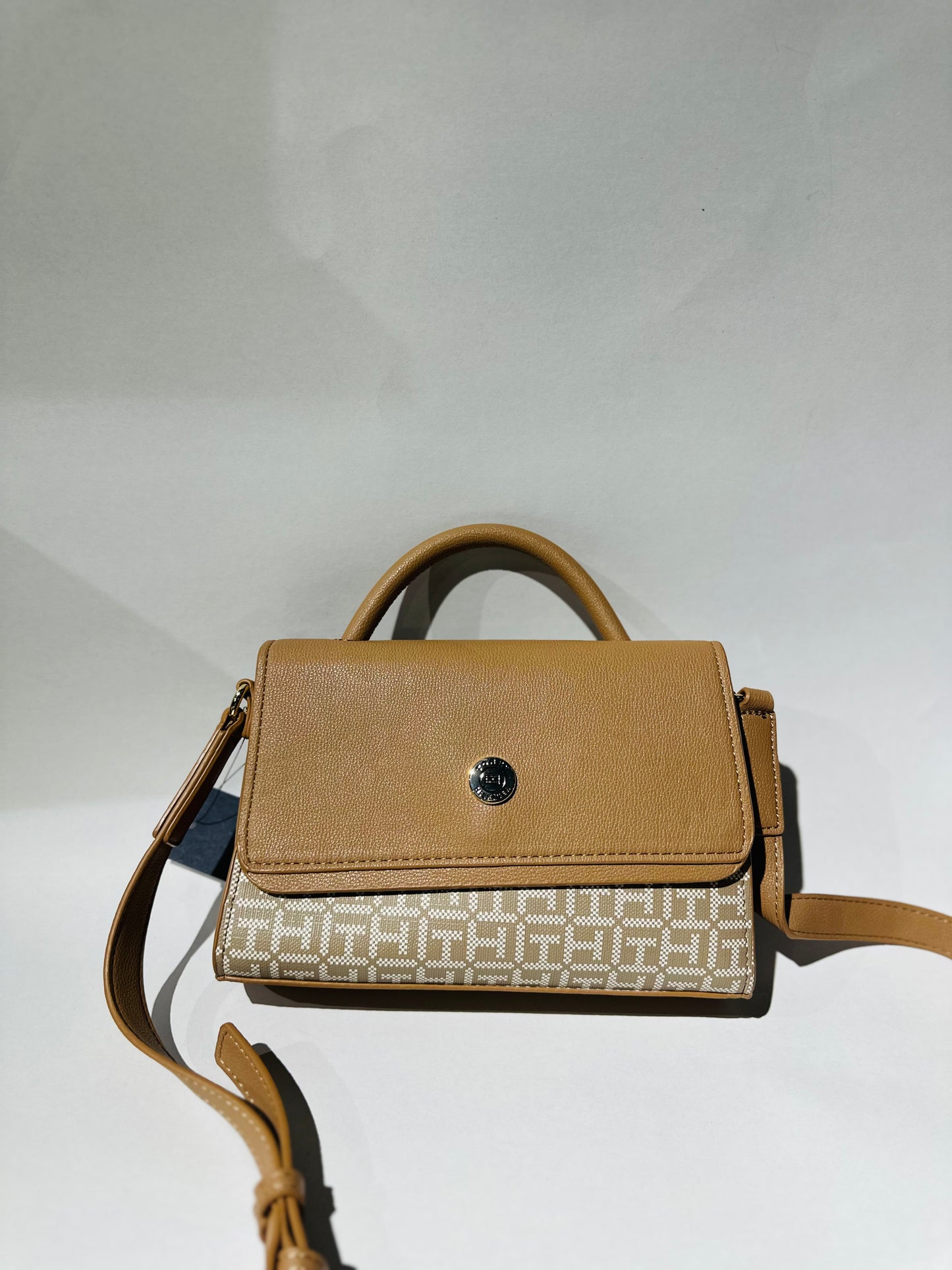 Tommy Hilfiger crossbody bag