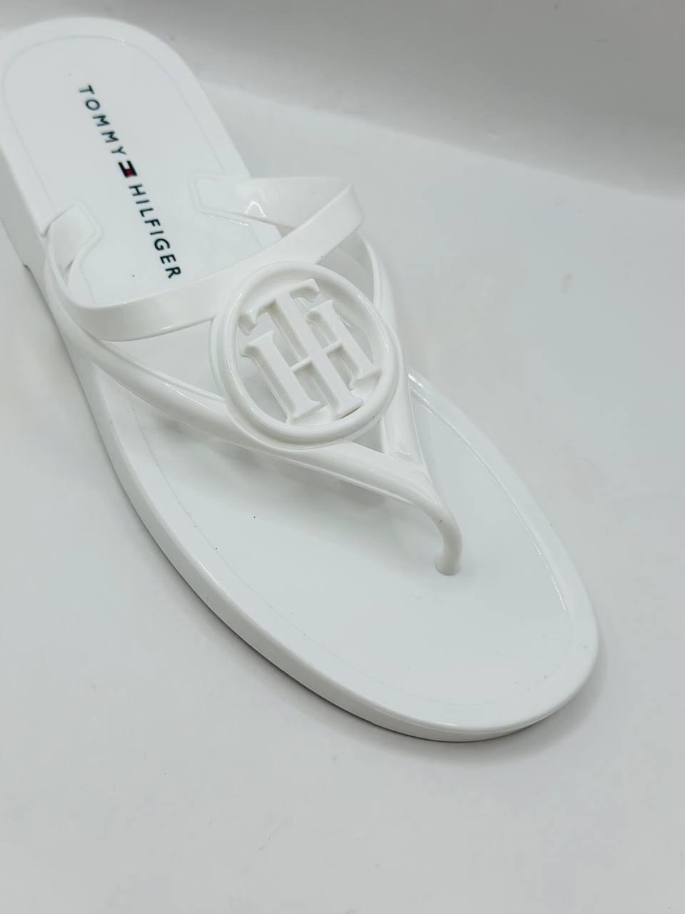 Tommy Hilfiger sandal size 37.5