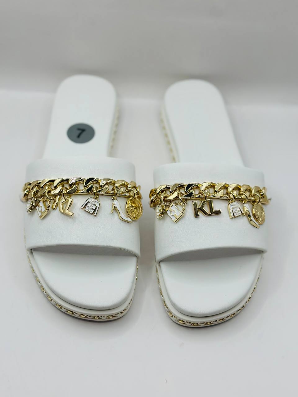 Karl Lagerfeld sandal size 37.5