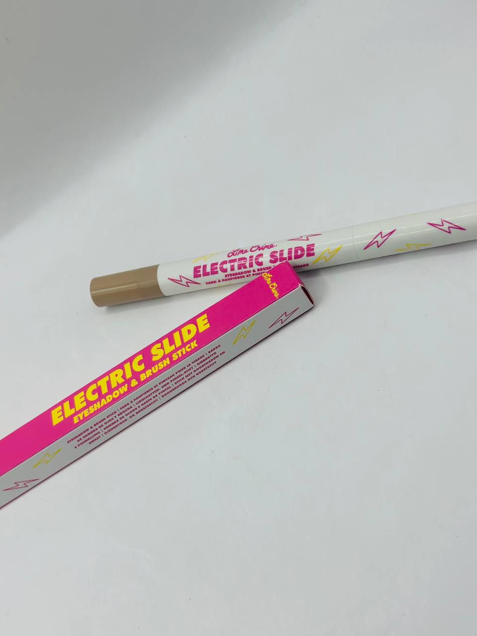 Electric slide eyeshadow &brush stitch