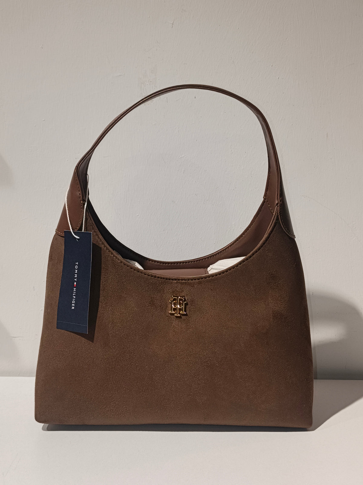 Tommy Hilfiger bag