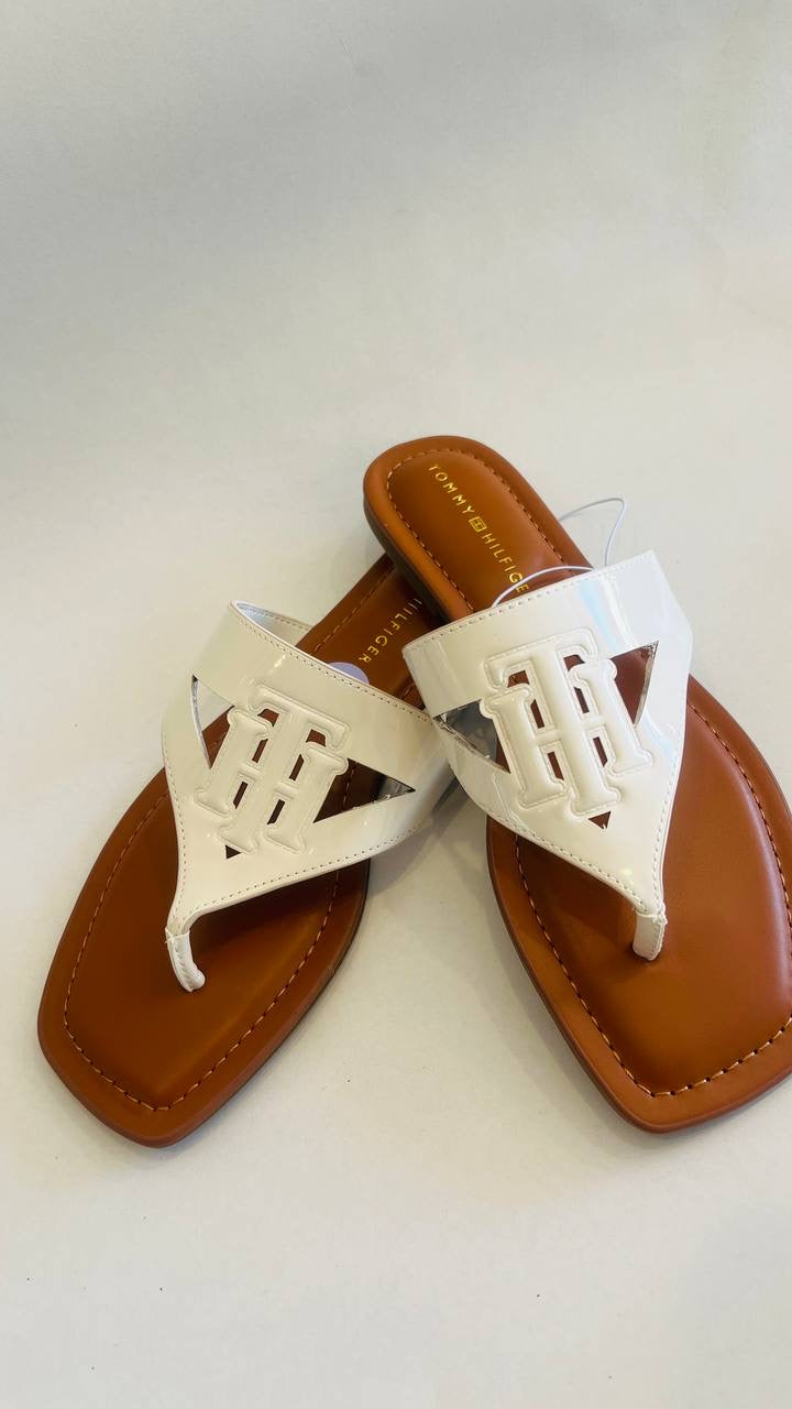 Tommy Hilfiger sandal size 39