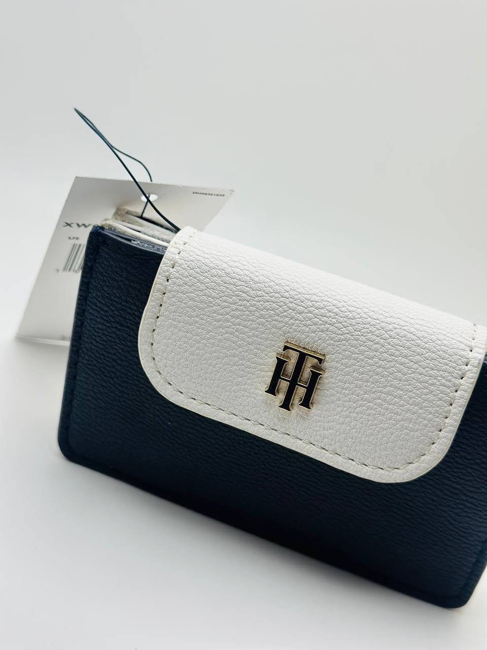 Tommy Hilfiger wallet