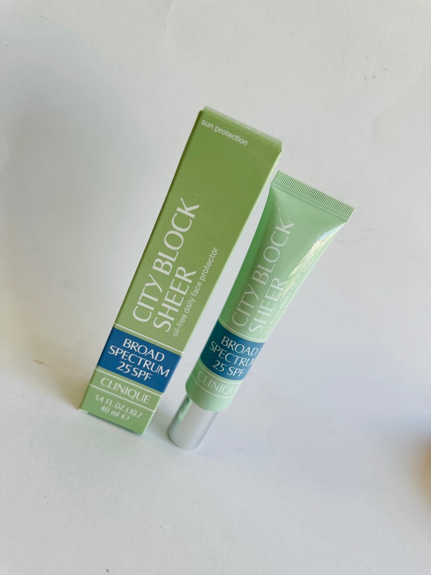 Clinique broad spectrum 25 spf